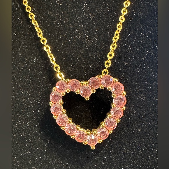 Joan Rivers pink rhinestone heart pendant with gold-tone 18” chain - Picture 3 of 6